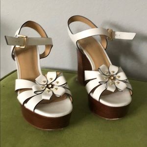 Michael Kors Shoes size 7.5